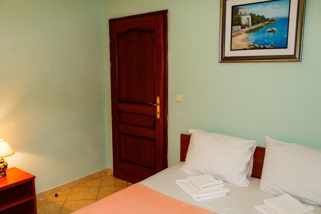 Guest House Villa Zivanovic Херцег-Нови Экстерьер фото