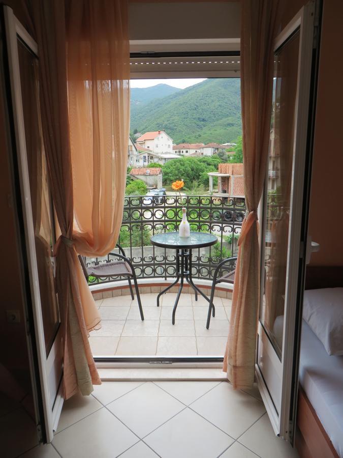 Guest House Villa Zivanovic Херцег-Нови Экстерьер фото