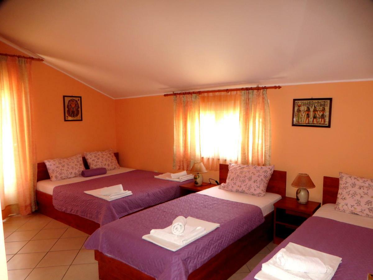 Guest House Villa Zivanovic Херцег-Нови Экстерьер фото