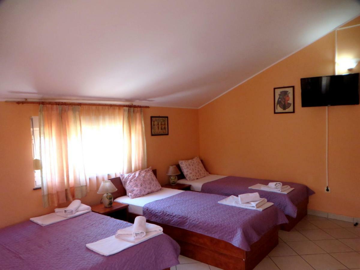 Guest House Villa Zivanovic Херцег-Нови Экстерьер фото
